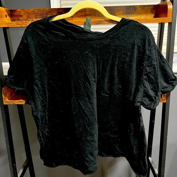 Wild Fable Black Cropped Tee - Picture 2 of 3
